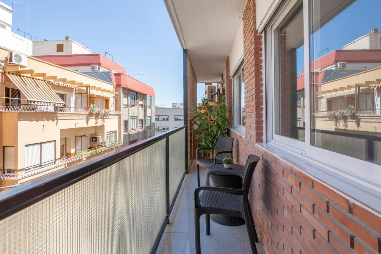 Luxury Apartment City Center Аліканте Екстер'єр фото